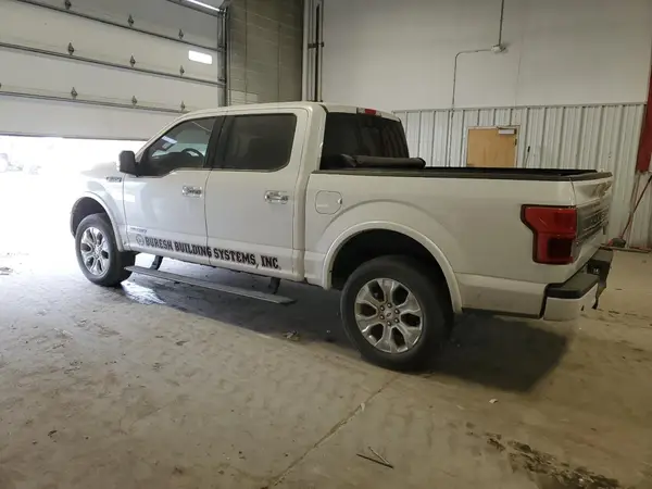 1FTFW1E13JFD28303 2018 FORD F-150 - Image 2