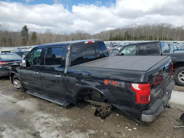 1FTFW1E13JFE52863 2018 FORD F-150 - Image 2