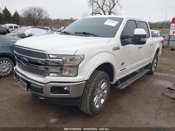 1FTFW1E14JFE67744 2018 FORD F-150 - Image 2