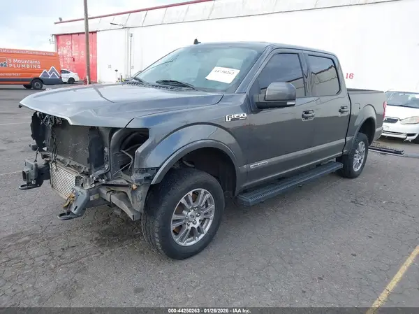 1FTFW1E14KFC56755 2019 FORD F-150 - Image 2