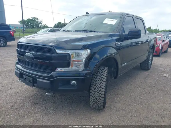 1FTFW1E15JFD52053 2018 FORD F-150 - Image 2