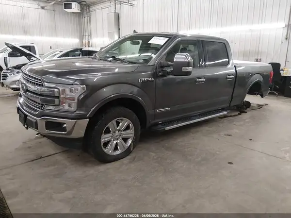 1FTFW1E15JFE29746 2018 FORD F-150 - Image 2