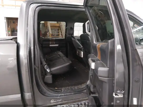 1FTFW1E15JFE29746 2018 FORD F-150 - Image 8