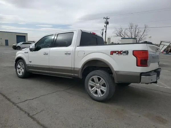 1FTFW1E17JFC53735 2018 FORD F-150 - Image 2