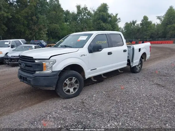1FTFW1E18JFD71180 2018 FORD F-150 - Image 2