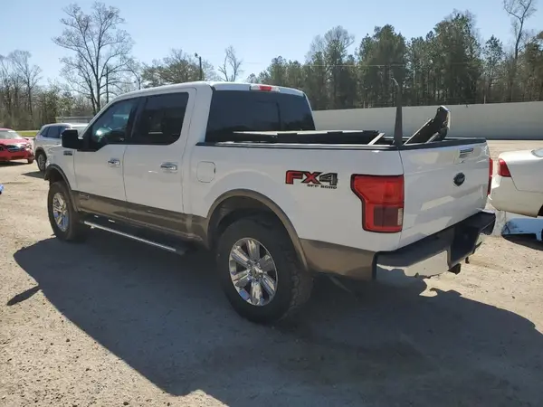 1FTFW1E1XJFE70504 2018 FORD F-150 - Image 2