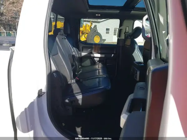 1FTFW1E40KFB14817 2019 FORD F-150 - Image 8
