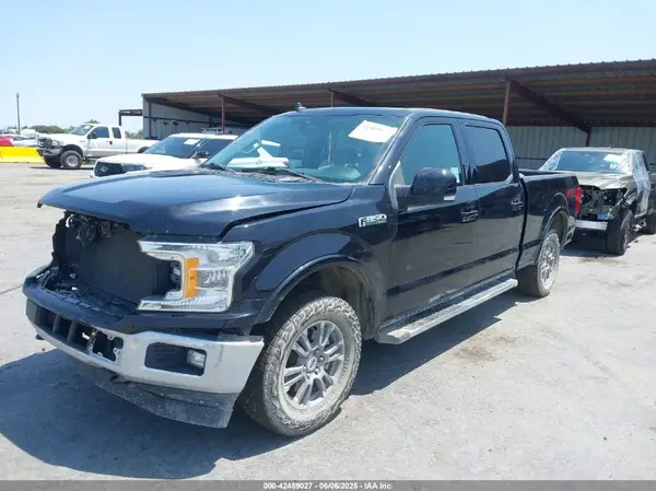 1FTFW1E43KFA43726 2019 FORD F-150 - Image 2