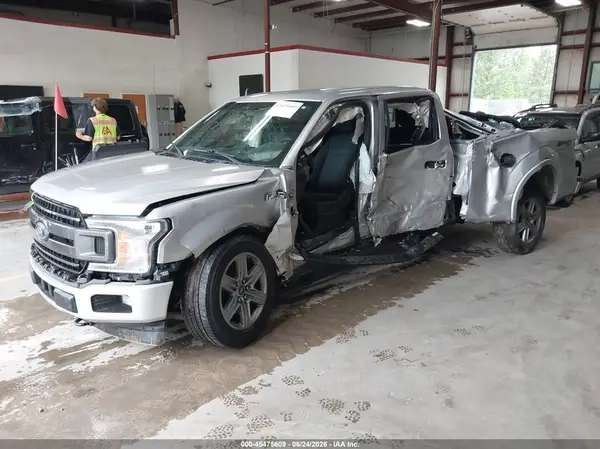 1FTFW1E44KFC07551 2019 FORD F-150 - Image 2