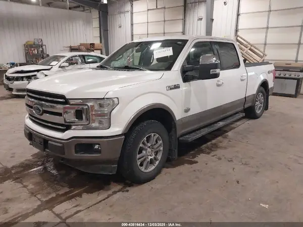 1FTFW1E48KKC22755 2019 FORD F-150 - Image 2