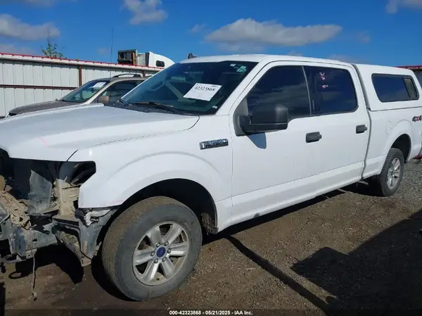 1FTFW1E4XKKD39589 2019 FORD F-150 - Image 2