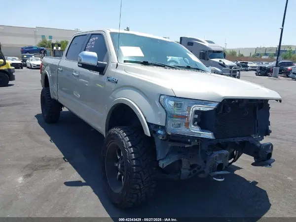 1FTFW1E50JFB45248 2018 FORD F-150 - Image 1