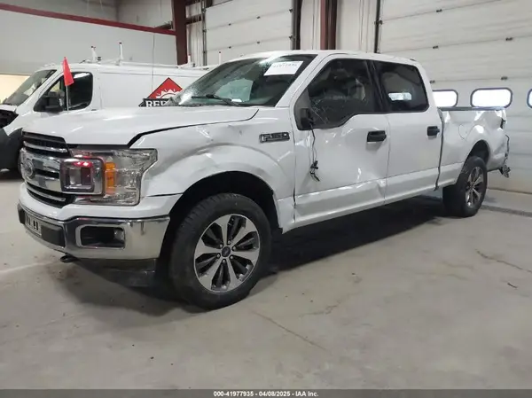 1FTFW1E50JFB74619 2018 FORD F-150 - Image 2