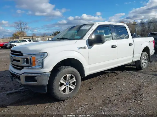 1FTFW1E50JFD62539 2018 FORD F-150 - Image 2