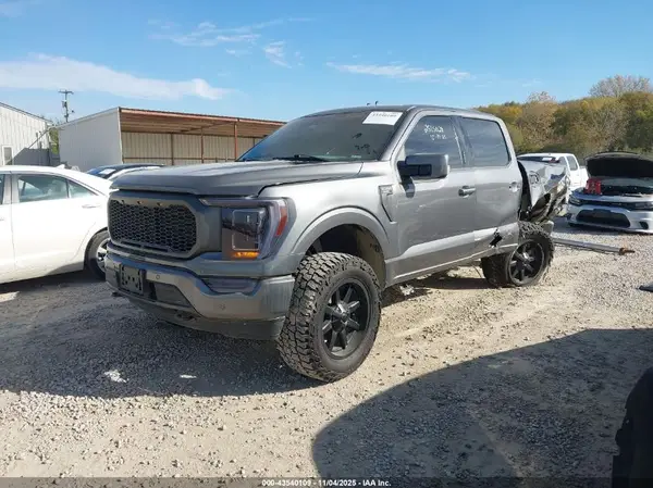 1FTFW1E50NFA37332 2022 FORD F-150 - Image 2