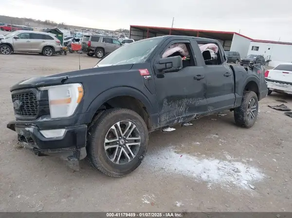 1FTFW1E50NKE63464 2022 FORD F-150 - Image 2