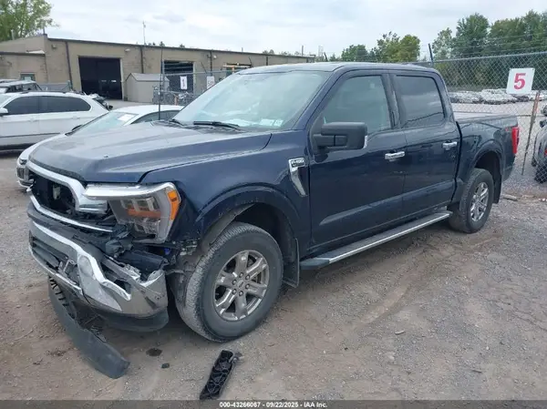 1FTFW1E51NFB55812 2022 FORD F-150 - Image 2