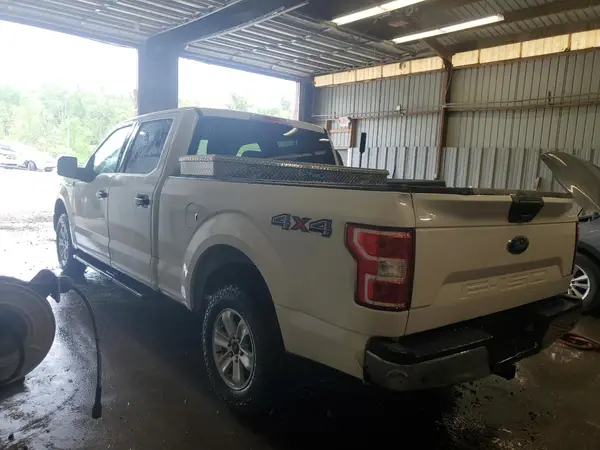1FTFW1E52JFA97851 2018 FORD F-150 - Image 2
