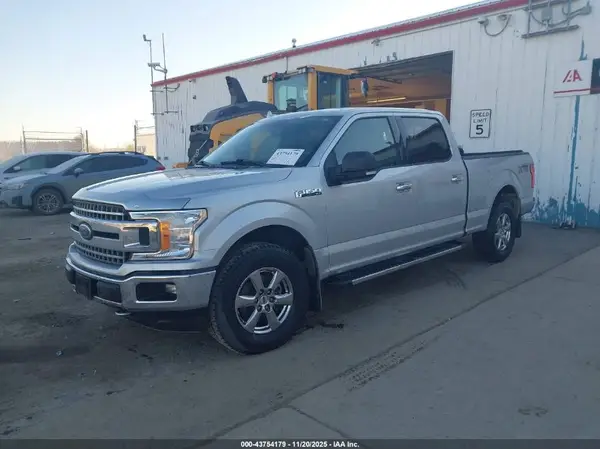 1FTFW1E52JKE61810 2018 FORD F-150 - Image 2