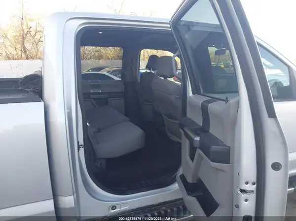 1FTFW1E52JKE61810 2018 FORD F-150 - Image 8