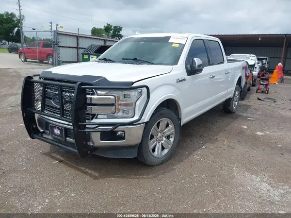 1FTFW1E53JFE76969 2018 FORD F-150 - Image 2
