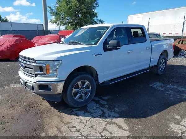 1FTFW1E53JKE49746 2018 FORD F-150 - Image 2