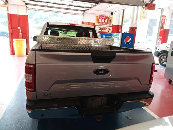 1FTFW1E53JKF62418 2018 FORD F-150 - Image 2