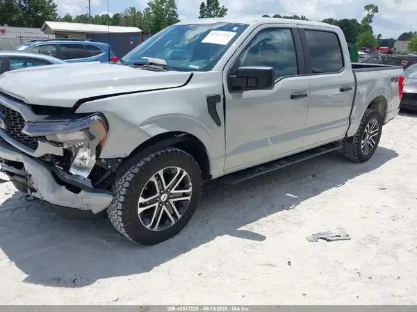 1FTFW1E54PKF96781 2023 FORD F-150 - Image 2