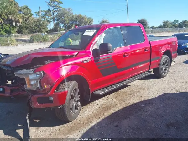 1FTFW1E55JFC66633 2018 FORD F-150 - Image 2