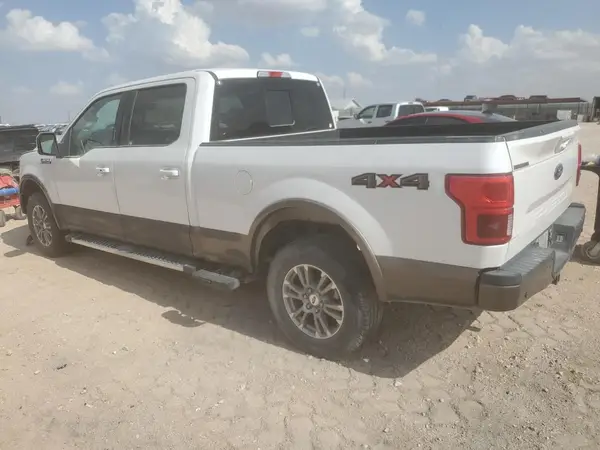 1FTFW1E55JKC22896 2018 FORD F-150 - Image 2