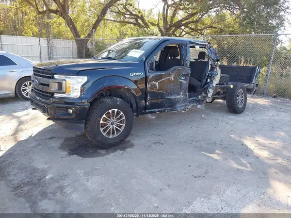 1FTFW1E55JKE99306 2018 FORD F-150 - Image 2