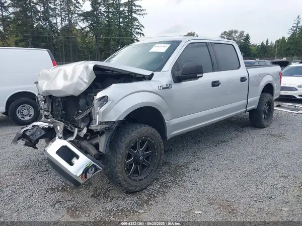 1FTFW1E55JKF84503 2018 FORD F-150 - Image 2