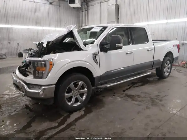 1FTFW1E55NKE44957 2022 FORD F-150 - Image 2