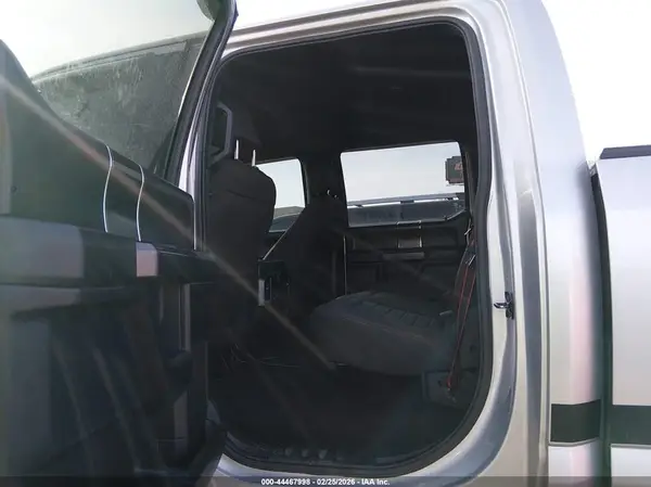 1FTFW1E56JFD34096 2018 FORD F-150 - Image 8