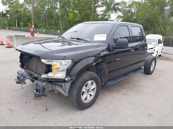 1FTFW1E56KFB72035 2019 FORD F-150 - Image 2