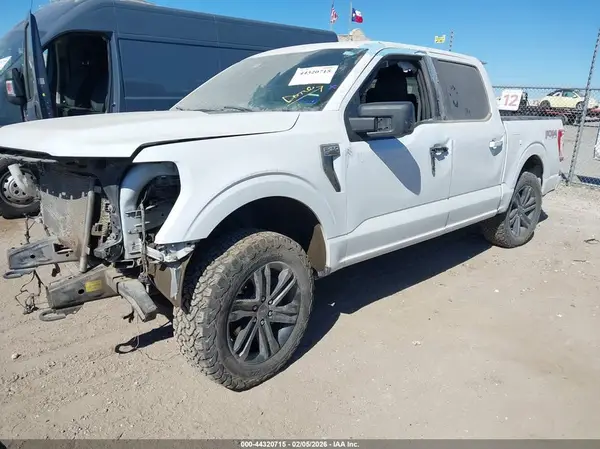 1FTFW1E56NFC30083 2022 FORD F-150 - Image 2