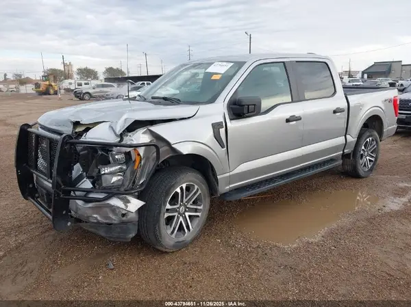 1FTFW1E56PKF60798 2023 FORD F-150 - Image 2
