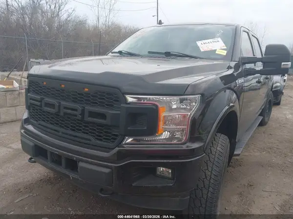 1FTFW1E57JFA22871 2018 FORD F-150 - Image 2