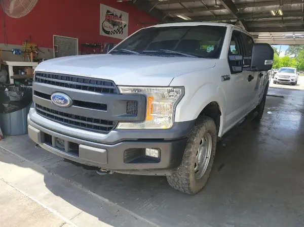 1FTFW1E57JKE52388 2018 FORD F-150 - Image 2