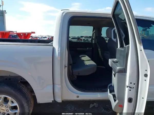 1FTFW1E58PFC05589 2023 FORD F-150 - Image 8