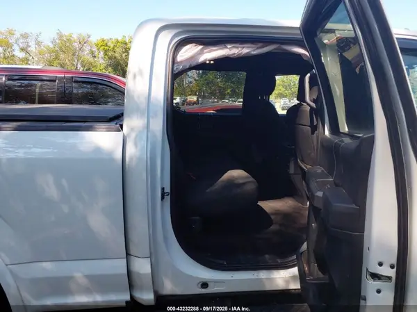 1FTFW1E59JFA70369 2018 FORD F-150 - Image 8