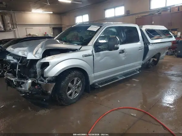 1FTFW1E59JFD74902 2018 FORD F-150 - Image 2