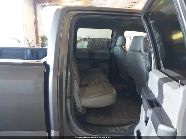 1FTFW1E59JKF63587 2018 FORD F-150 - Image 8