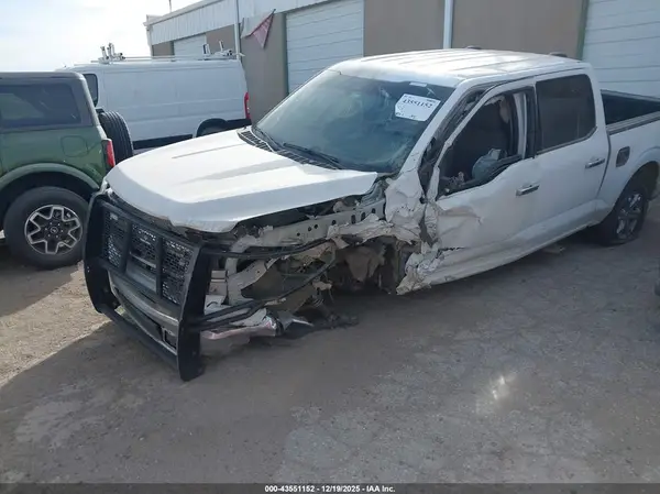 1FTFW1E59PKD27921 2023 FORD F-150 - Image 2
