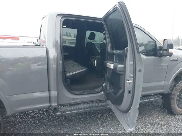 1FTFW1E5XJFB76099 2018 FORD F-150 - Image 8