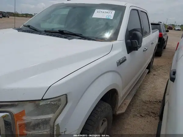 1FTFW1E5XJKF29335 2018 FORD F-150 - Image 2