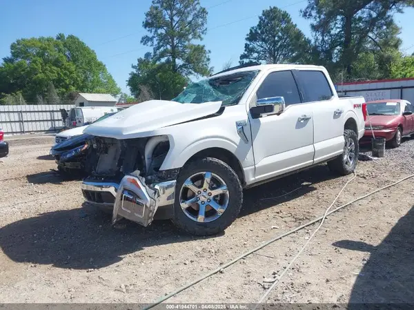 1FTFW1E82NFA61139 2022 FORD F-150 - Image 2