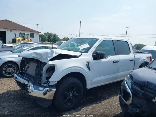 1FTFW1E82PKE40278 2023 FORD F-150 - Image 2