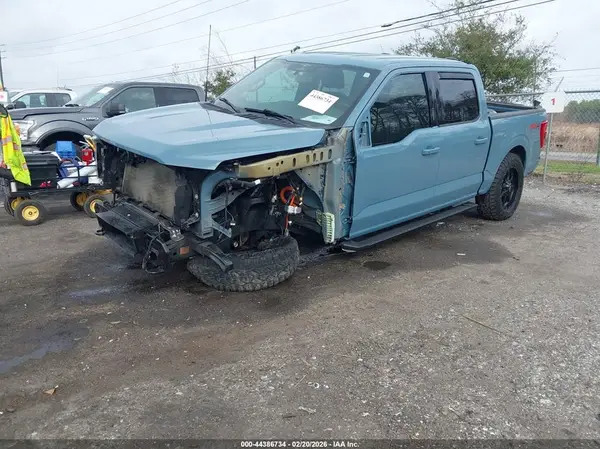 1FTFW1E84PKE75825 2023 FORD F-150 - Image 2