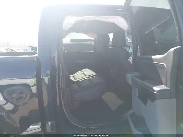 1FTFW1E87PKG15432 2023 FORD F-150 - Image 8